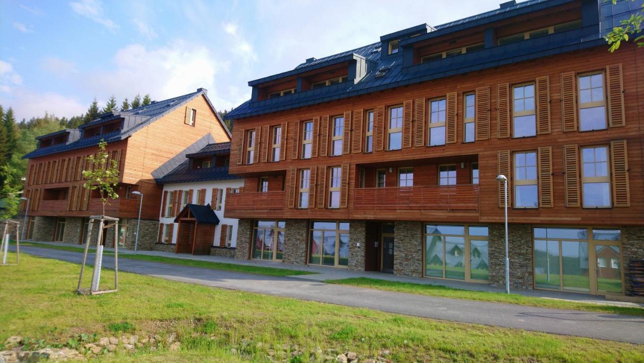 Apartman Horni Misecky - Luxusni Ubytovani Pro Dve Rodiny S Detmi Εξωτερικό φωτογραφία
